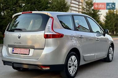 Минивэн Renault Grand Scenic 2012 в 