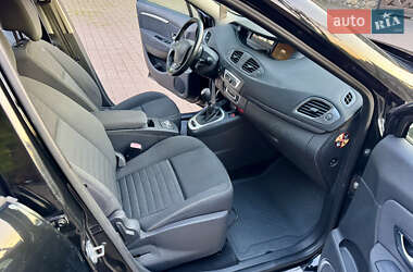 Минивэн Renault Grand Scenic 2014 в 