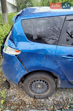 Минивэн Renault Grand Scenic 2010 в 