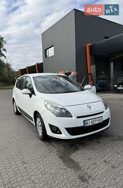 Мінівен Renault Grand Scenic 2010 в 