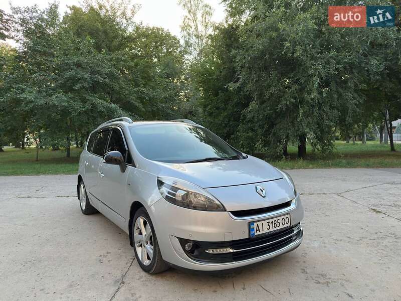 Renault Grand Scenic 2012
