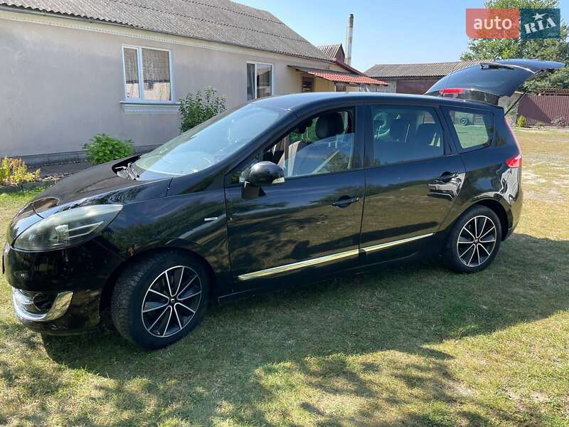 Renault Grand Scenic 2012