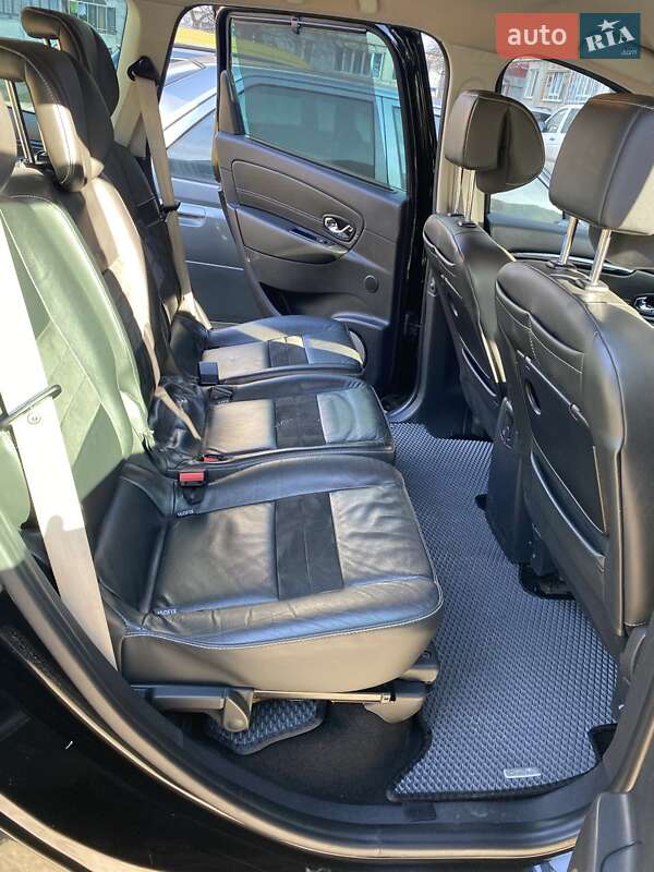 Мінівен Renault Grand Scenic 2015 в Львові