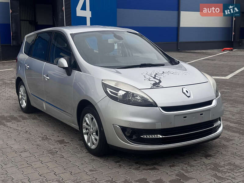 Renault Grand Scenic 2014