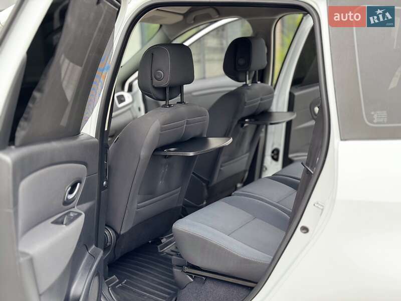 Мінівен Renault Grand Scenic 2009 в Тернополі