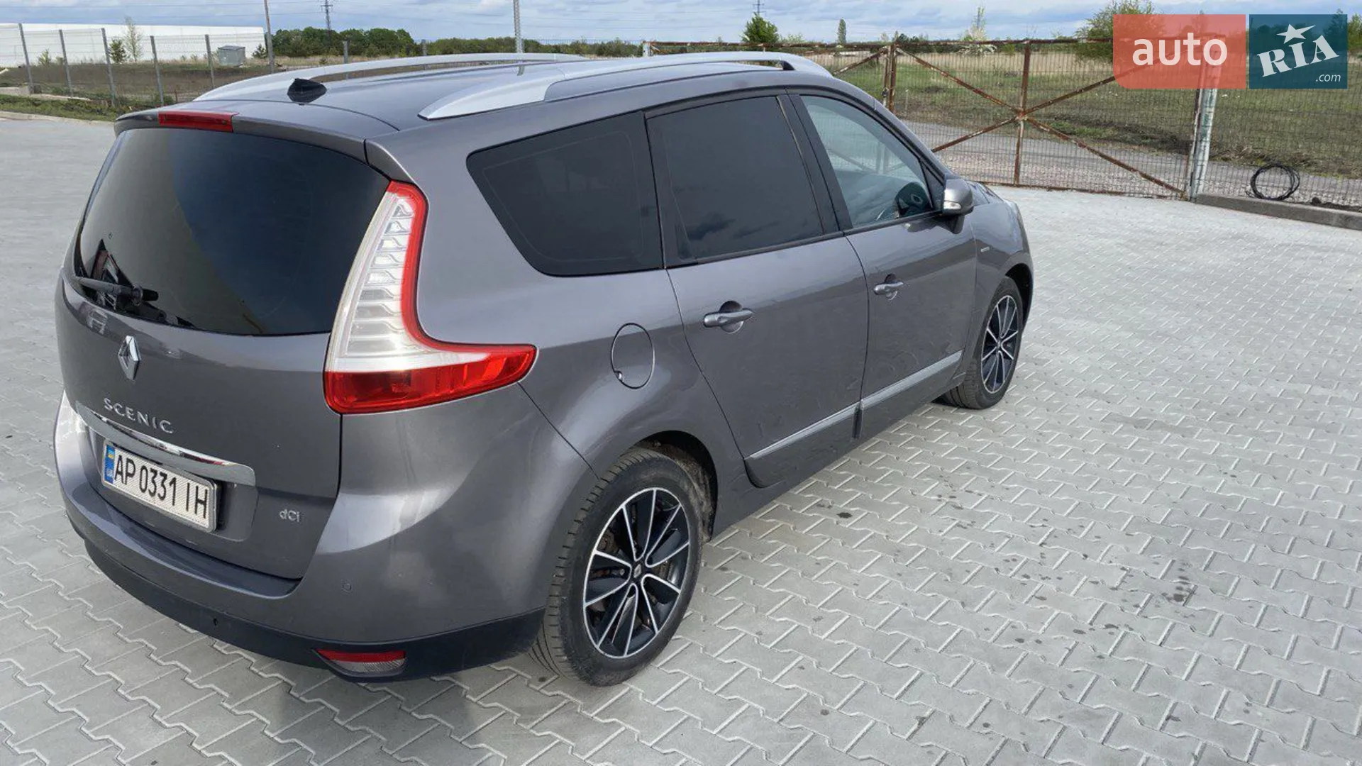 2013 Renault Scenic - фото 1