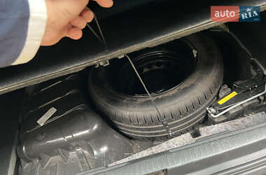 Мінівен Renault Grand Scenic 2013 в  фото 19 Мінівен Renault Grand Scenic 2013 в