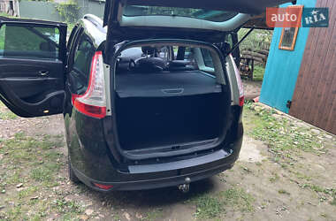 Мінівен Renault Grand Scenic 2013 в  фото 18 Мінівен Renault Grand Scenic 2013 в