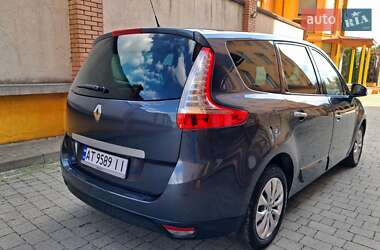 Минивэн Renault Grand Scenic 2010 в 