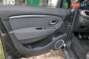 Минивэн Renault Grand Scenic 2010 в 
