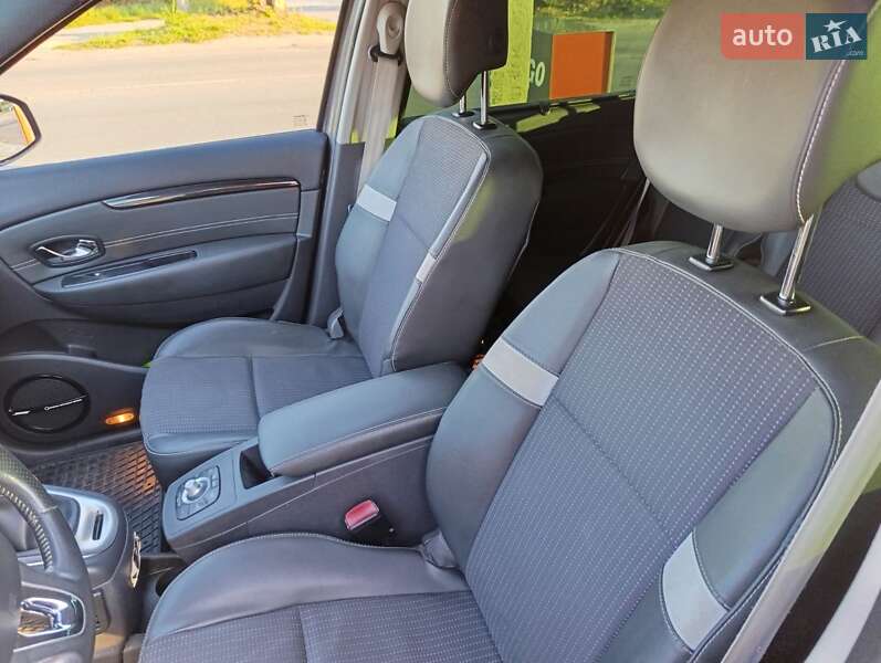 Минивэн Renault Grand Scenic 2014 в Каменском