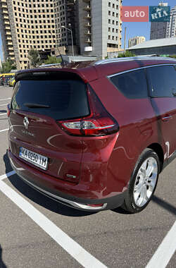 Минивэн Renault Grand Scenic 2017 в 