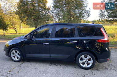 Мінівен Renault Grand Scenic 2010 в 