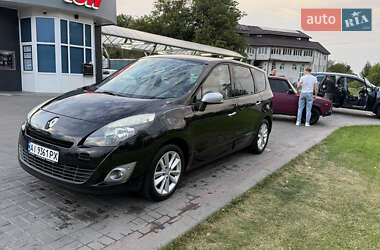 Минивэн Renault Grand Scenic 2010 в 