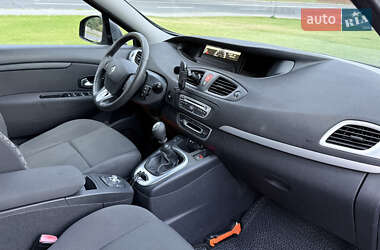 Минивэн Renault Grand Scenic 2010 в 