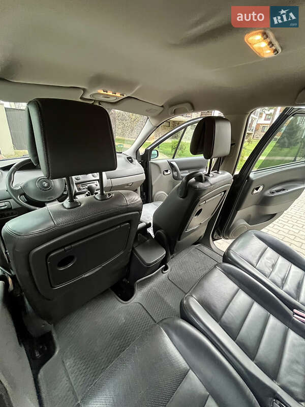 Минивэн Renault Grand Scenic 2004 в Киеве