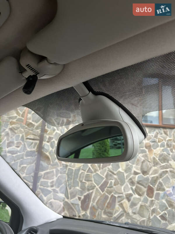 Минивэн Renault Grand Scenic 2004 в Киеве