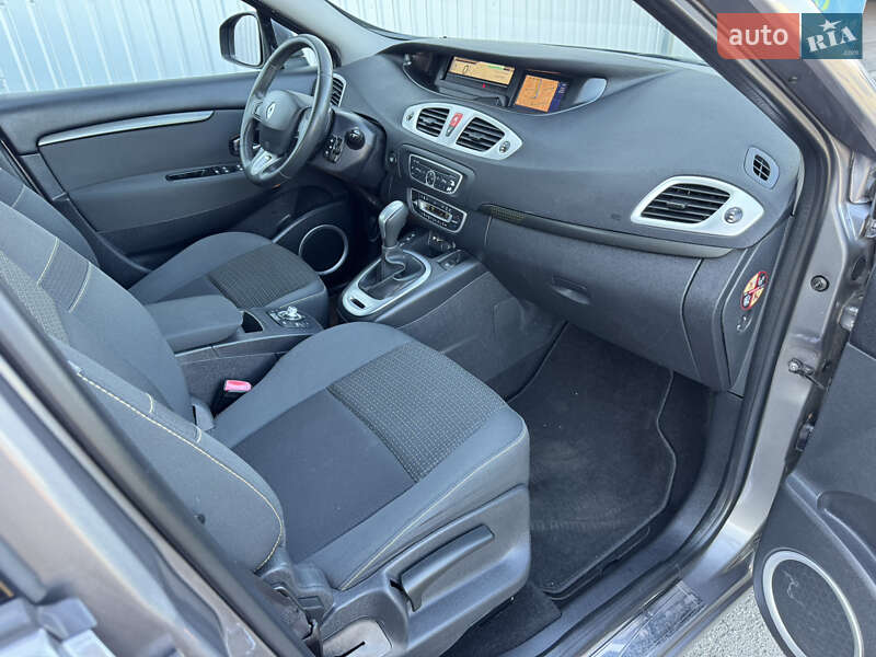 Мінівен Renault Grand Scenic 2010 в Києві фото 19 Мінівен Renault Grand Scenic 2010 в Києві