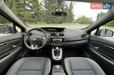 Минивэн Renault Grand Scenic 2014 в 