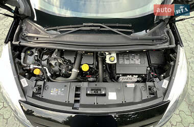 Минивэн Renault Grand Scenic 2014 в 