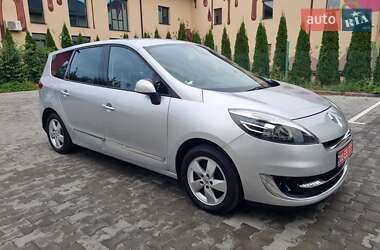 Минивэн Renault Grand Scenic 2012 в 