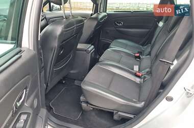 Минивэн Renault Grand Scenic 2012 в 