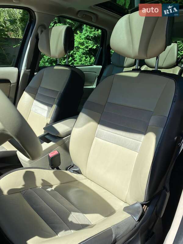 Мінівен Renault Grand Scenic 2014 в Дубні