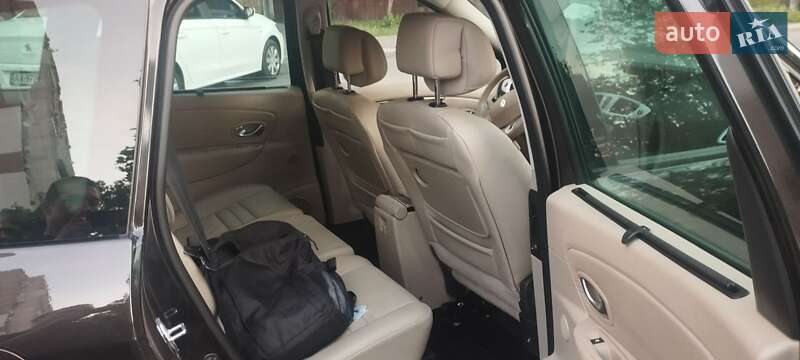 Минивэн Renault Grand Scenic 2010 в Киеве