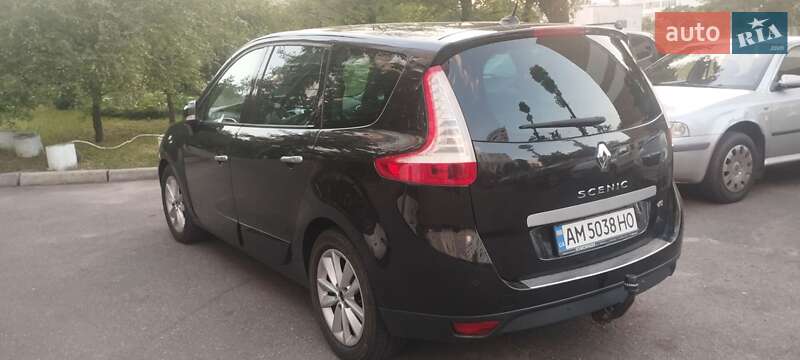 Минивэн Renault Grand Scenic 2010 в Киеве