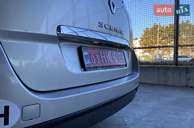 Минивэн Renault Grand Scenic 2012 в 