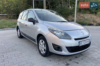 Минивэн Renault Grand Scenic 2010 в Николаеве