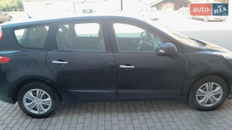 Мінівен Renault Grand Scenic 2009 в Луцьку