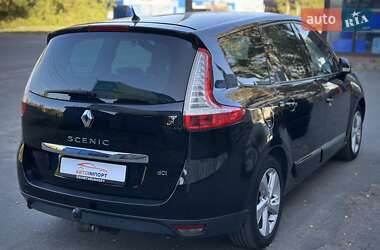 Минивэн Renault Grand Scenic 2012 в 