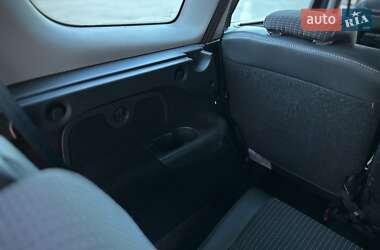 Минивэн Renault Grand Scenic 2012 в 
