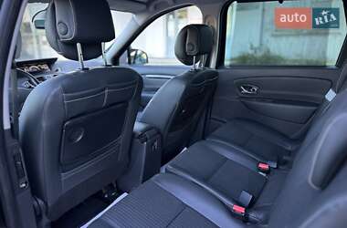 Минивэн Renault Grand Scenic 2012 в 