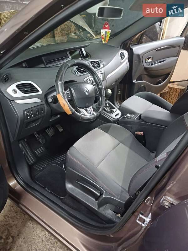 Минивэн Renault Grand Scenic 2013 в Староконстантинове фото 7 Минивэн Renault Grand Scenic 2013 в Староконстантинове