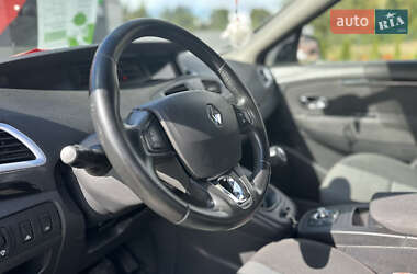 Минивэн Renault Grand Scenic 2014 в 