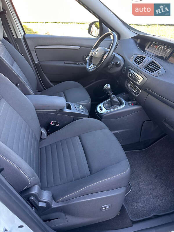 Минивэн Renault Grand Scenic 2015 в Умани фото 58 Минивэн Renault Grand Scenic 2015 в Умани