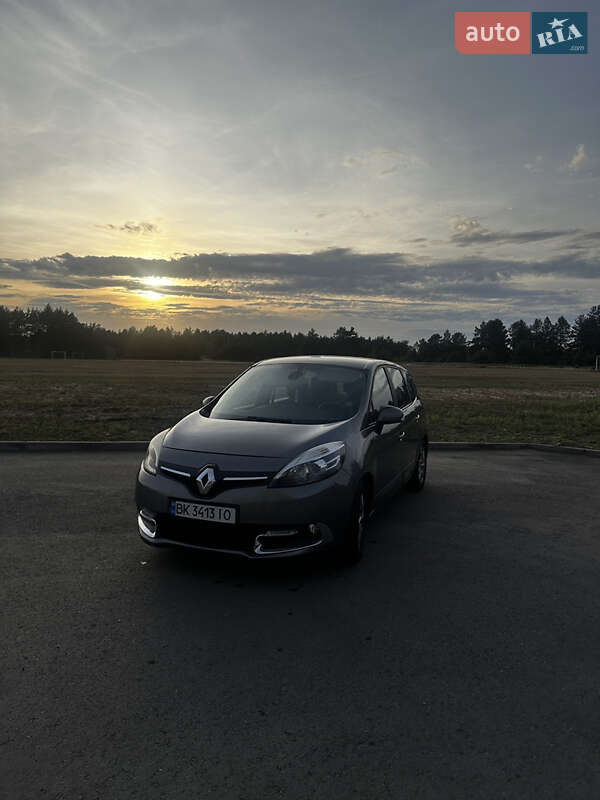 Renault Grand Scenic 2013