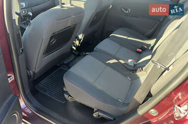 Минивэн Renault Grand Scenic 2012 в 