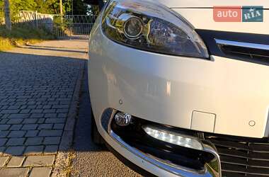 Минивэн Renault Grand Scenic 2016 в 