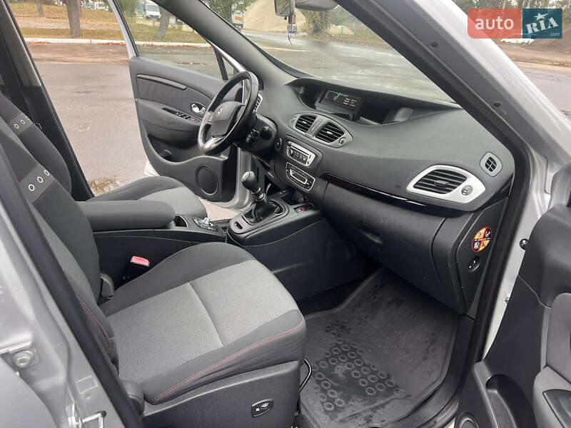 Минивэн Renault Grand Scenic 2012 в Киеве