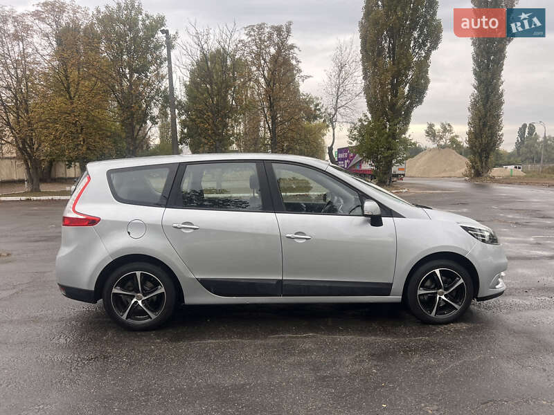 Минивэн Renault Grand Scenic 2012 в Киеве
