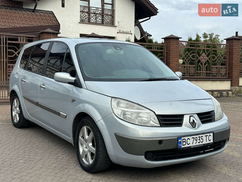 Renault Grand Scenic 2004