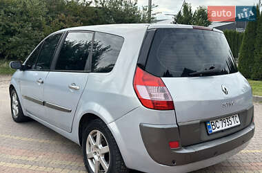 Минивэн Renault Grand Scenic 2004 в  фото 7 Минивэн Renault Grand Scenic 2004 в