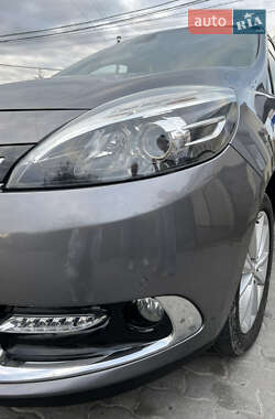 Минивэн Renault Grand Scenic 2013 в 