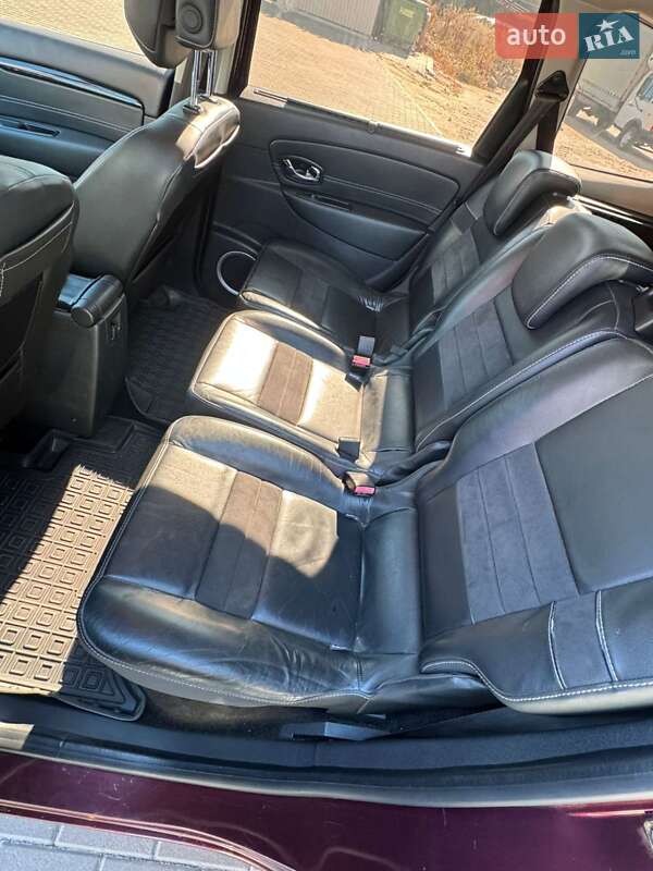 Минивэн Renault Grand Scenic 2012 в Недригайлове