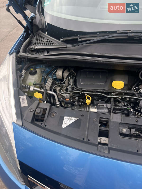 Минивэн Renault Grand Scenic 2014 в Броварах