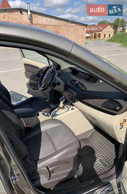 Минивэн Renault Grand Scenic 2011 в 