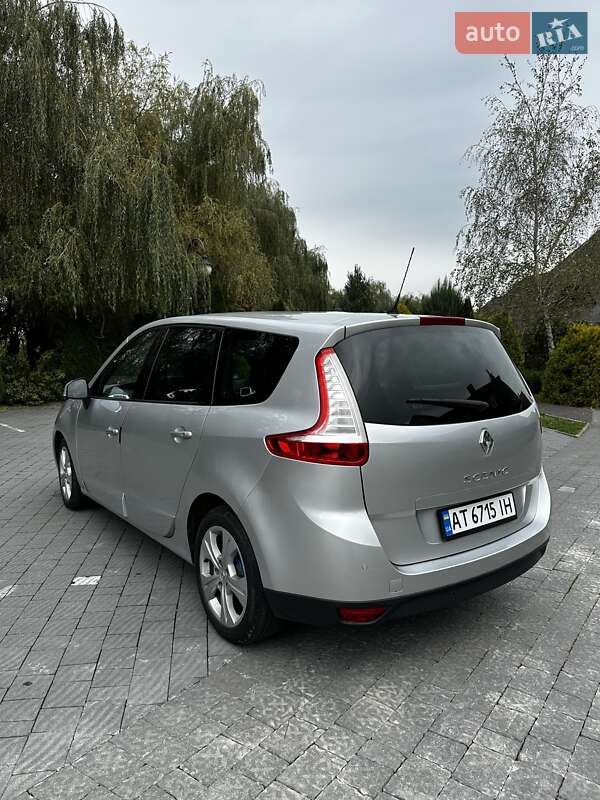 Минивэн Renault Grand Scenic 2009 в Надворной фото 13 Минивэн Renault Grand Scenic 2009 в Надворной